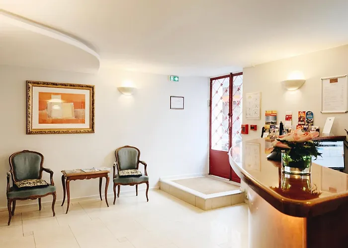 Hotel Bellevue Montmartre Parigi